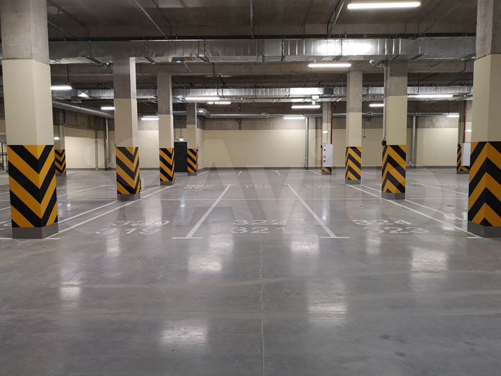 Машиноместо, 14 м²