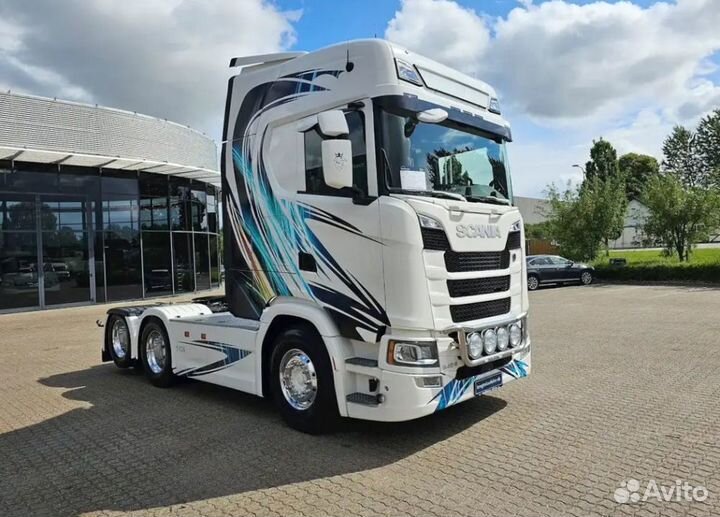 Pазбираем грузовик Scania 6 series с 2016