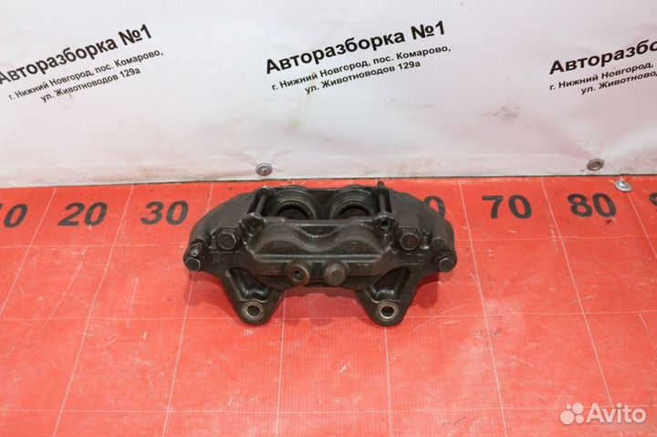 Суппорт передний левый Toyota Land Cruiser Prado