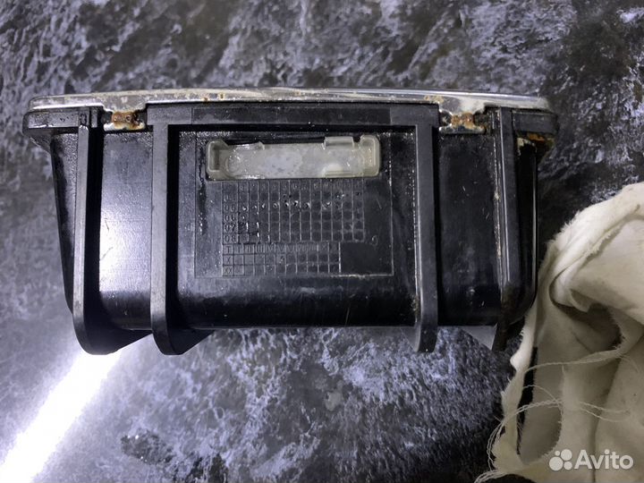 Пепельница Mercedes W221 W216