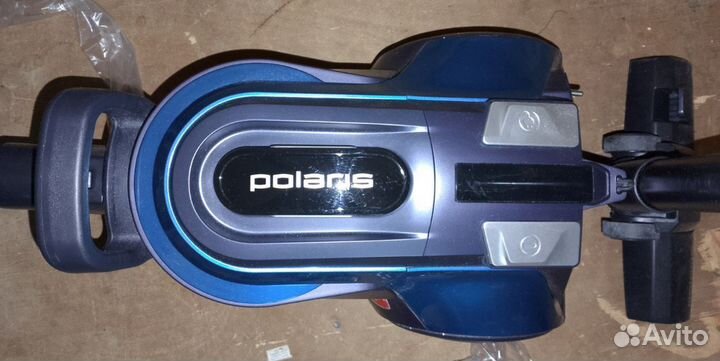 Пылесос Polaris PVC 2004RI голубой