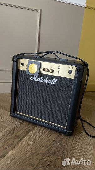 Комбоусилитель Marshall mg15cf