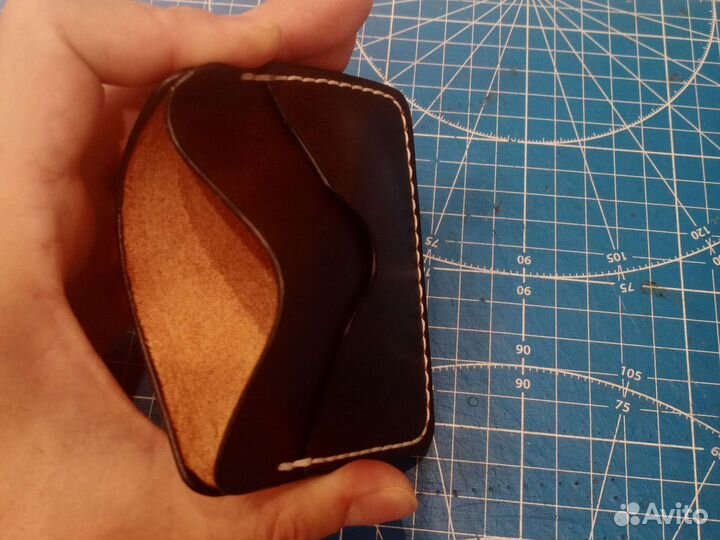 Кардхолдер ручной работы