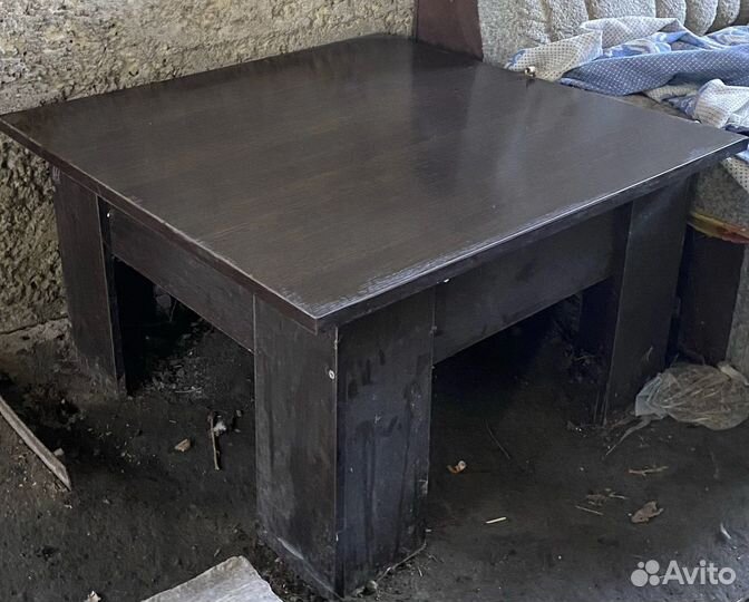 Стол