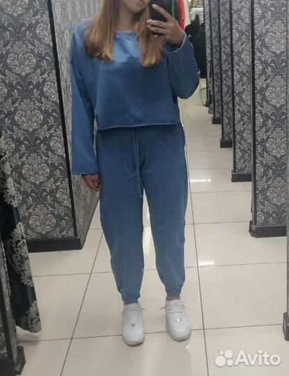 Костюм спортивный