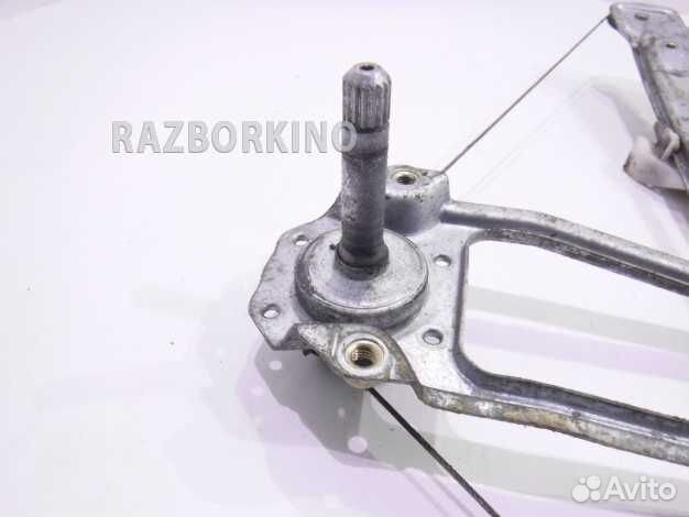 Стеклоподъемник механический задний правый