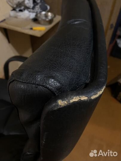 Кожанное компьютерное кресло