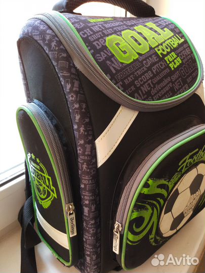 Школьный рюкзак