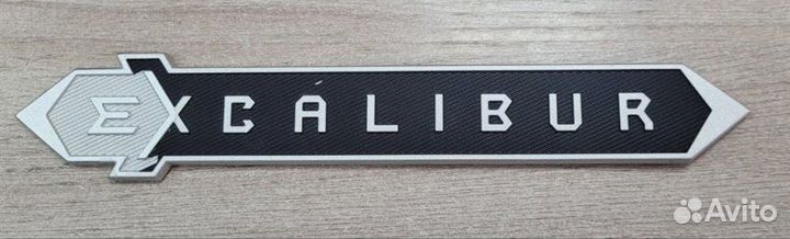 Эмблема левая Toyota Land Cruiser GRJ200