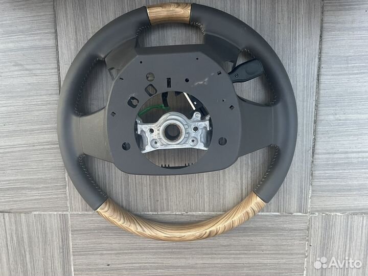 Оригинальный бежевый руль для Prado 150