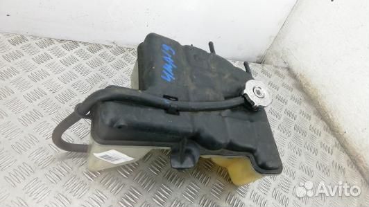 Бачок расширительный jeep grand cherokee WK (4MA19
