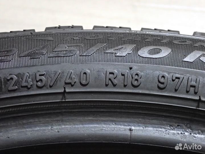 Pirelli Ice Zero 245/40 R18 97H