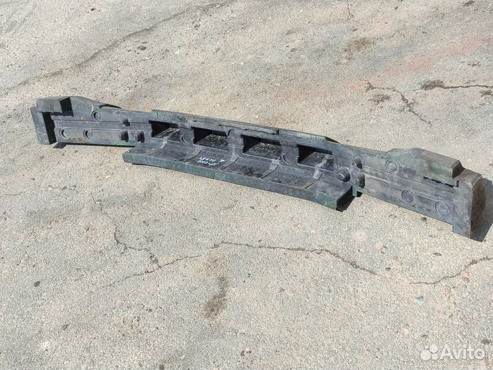 Наполнитель переднего бампера, абсорбер Lexus 570