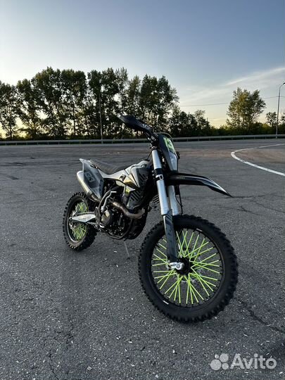 Avantis 300 PRO EFI