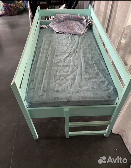 Детская кровать от 3 лет с бортиками