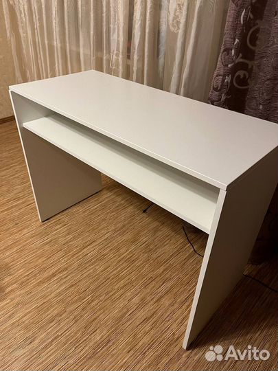 Стол для синтезатора