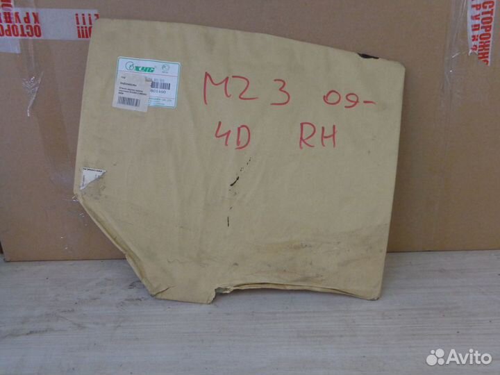 Mazda 3 BL 4D Стекло двери заднее правое новое