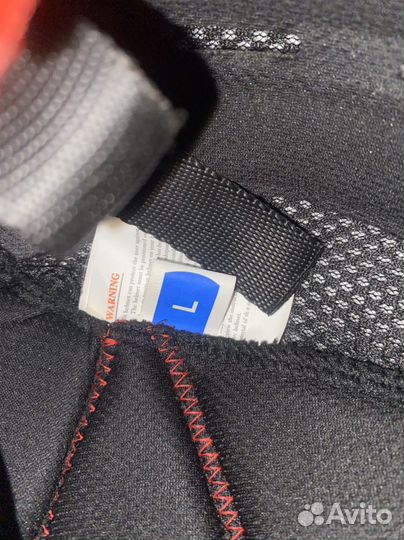 Продам мотошлем