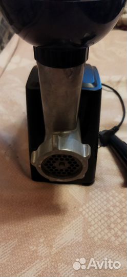 Электромясорубка Redmond