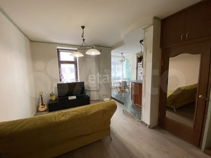 3-к. квартира, 86 м², 3/5 эт.