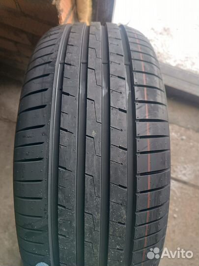 Mazzini Falconer F1 225/50 R17 98W