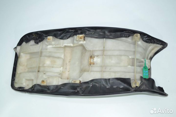 Сиденье Kawasaki ZZR400-1