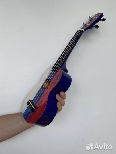 Укулеле wiki 4 струны