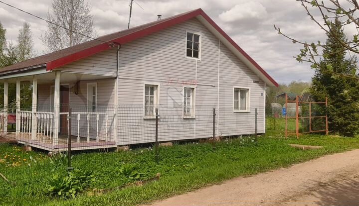 Дом 80 м² на участке 6 сот.