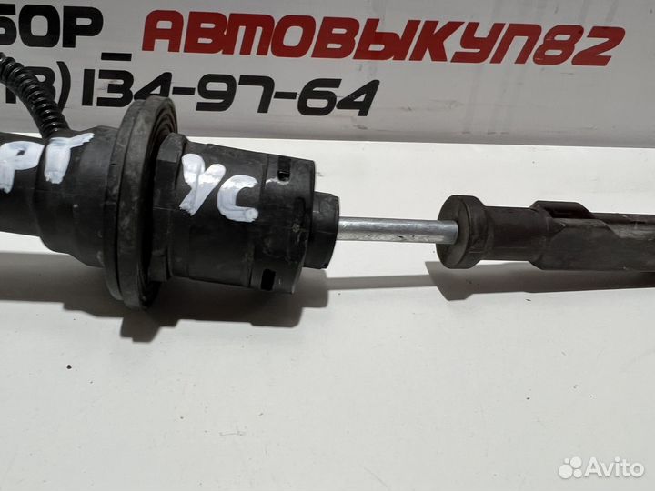 Рабочий цилиндр сцепления Лада Ларгус