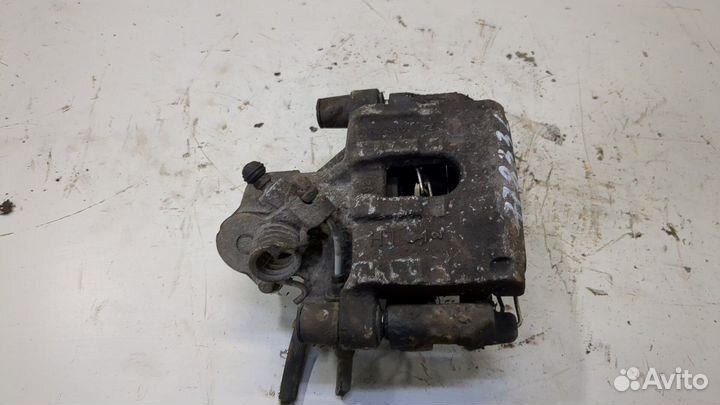 Суппорт Mazda 5 (CR), 2009