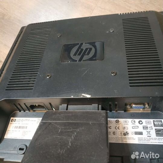 Монитор HP L1706