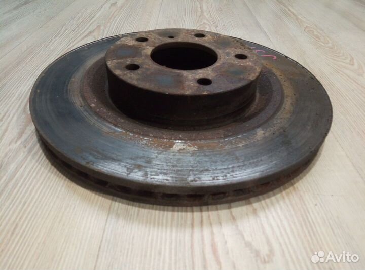 Тормозной диск перед Nissan teana J31