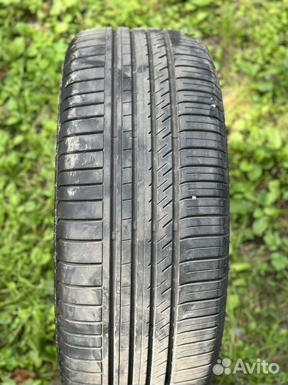 Kinforest KF660 255/40 R20