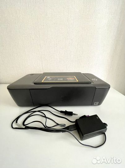Принтер струйный HP Deskjet 1000 на запчасти