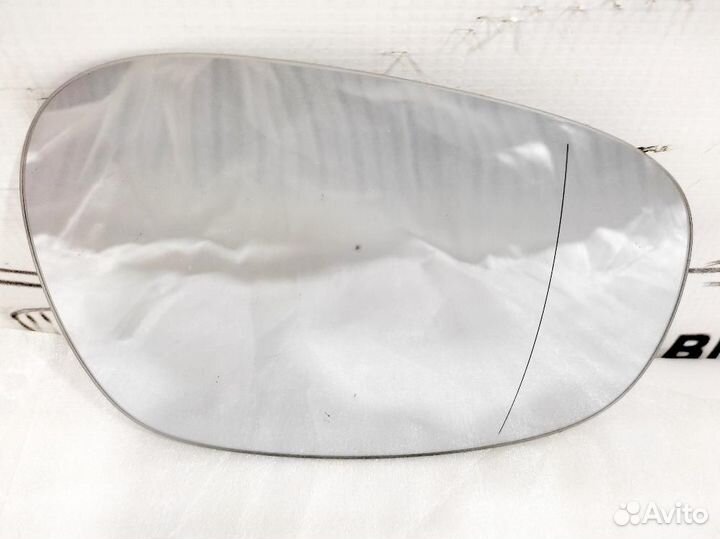 Зеркальный элемент правый рест. BMW E90