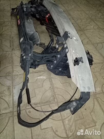 Передняя панель мерседес W203