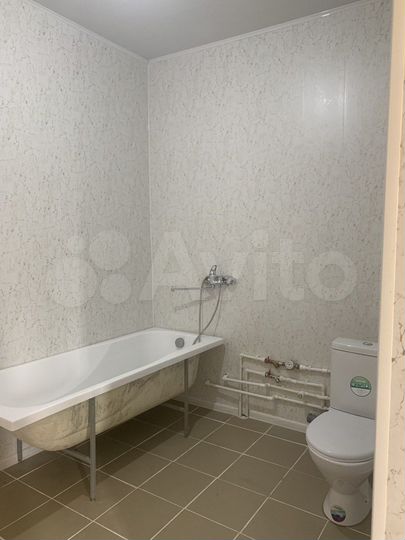 2-к. квартира, 47 м², 1/3 эт.