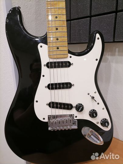 Fender Stratocaster с пьезо Fishman Powerbridge