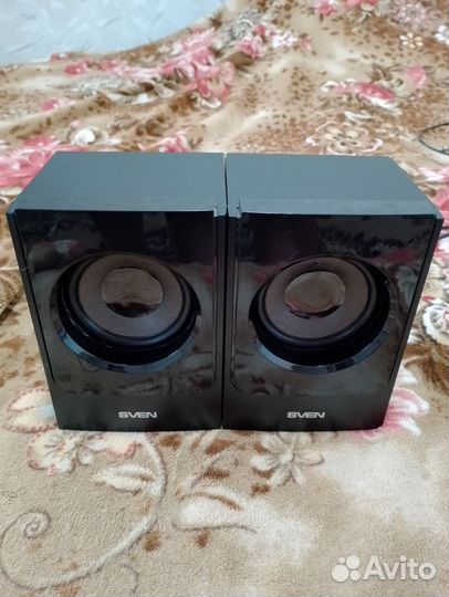 Колонки для компьютера с сабвуфером Sven