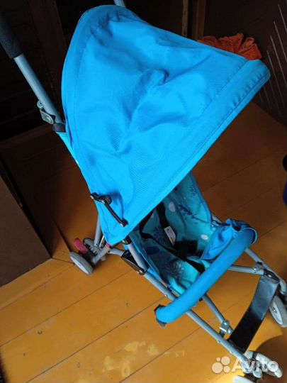 Продаю прогулочную коляску