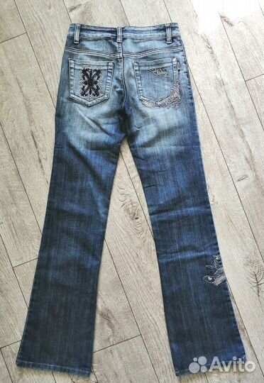 Джинсы с вышивкой 26-27размер