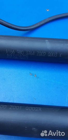 Амортизатор багажника Mercedes GLS X166 2015г. A16