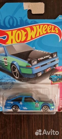 Hot wheels машинки