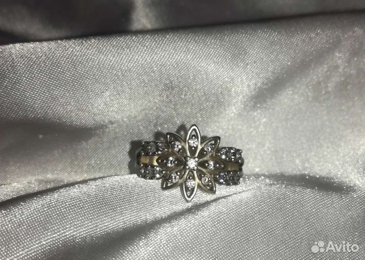 Серебряное кольцо