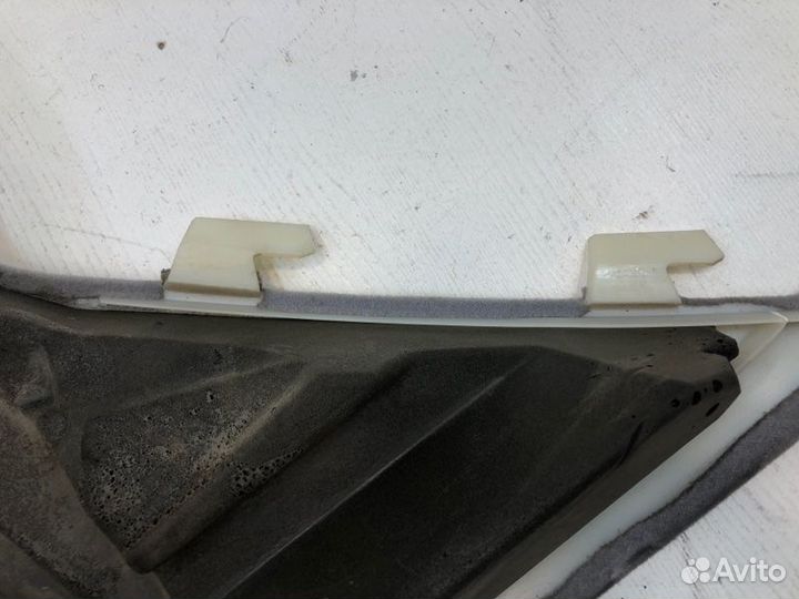 Обшивка стойки Mercedes-Benz C-Class W203 M 112