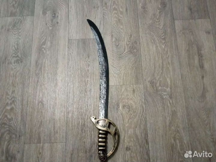 Игрушечная сабля