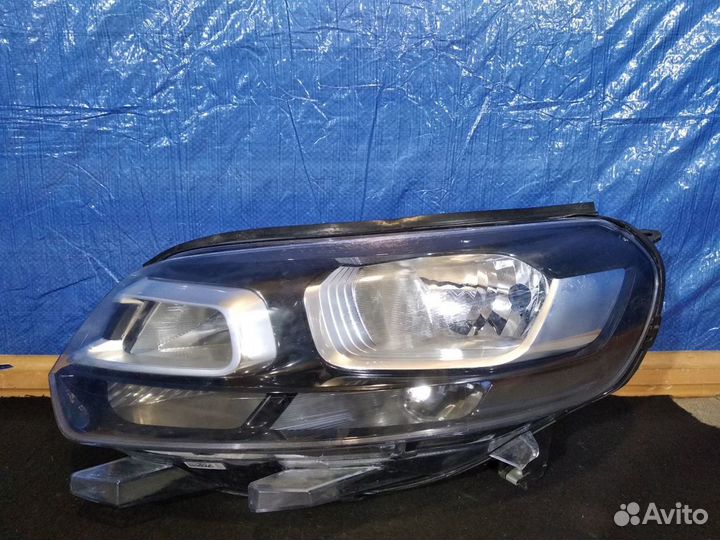 Фара левая Citroen Jumpy