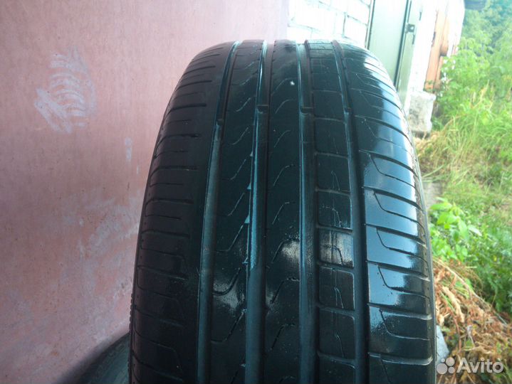 Pirelli Cinturato P7 245/45 R18 96Y