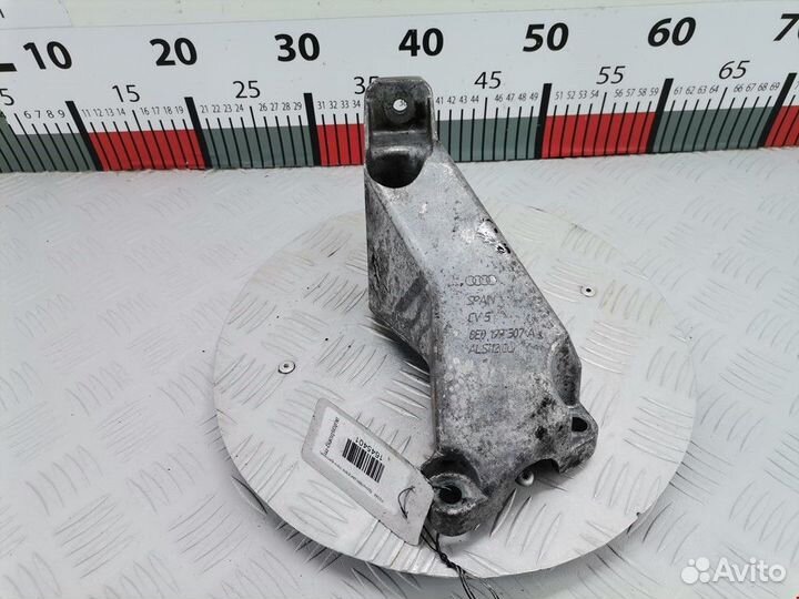 Кронштейн двигателя Audi A4 B5 рест. 2001