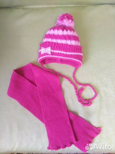 Комплект шапка и шарф для девочки